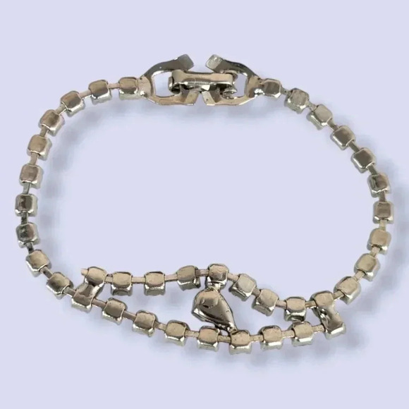 (2/$20) Vintage White Rhinestone Eye Bracelet - Picture 4 of 5